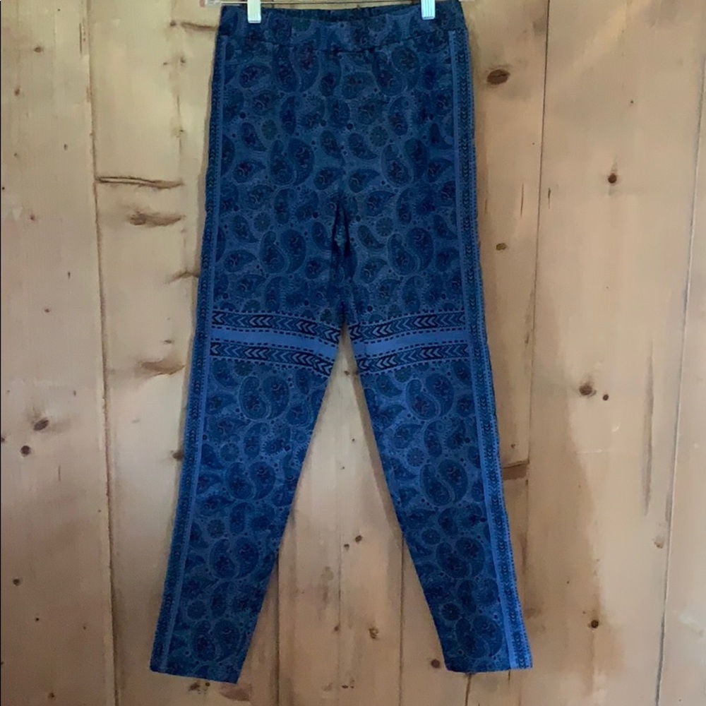 Umgee Blue Paisley Jeggings NWT